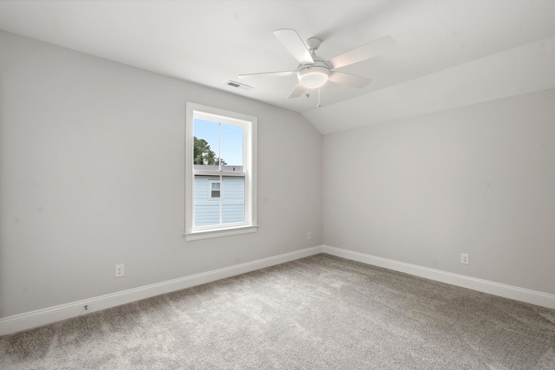1109 Crooked Hook Rd. Photo 10