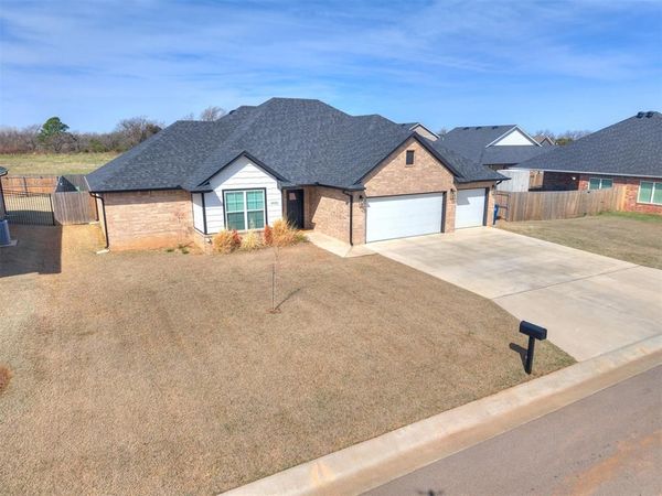 4526 Red Bird Road, Shawnee, OK 74804