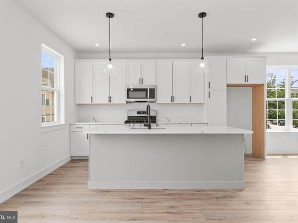 207 8TH ST, BRIDGEPORT, PA 19405