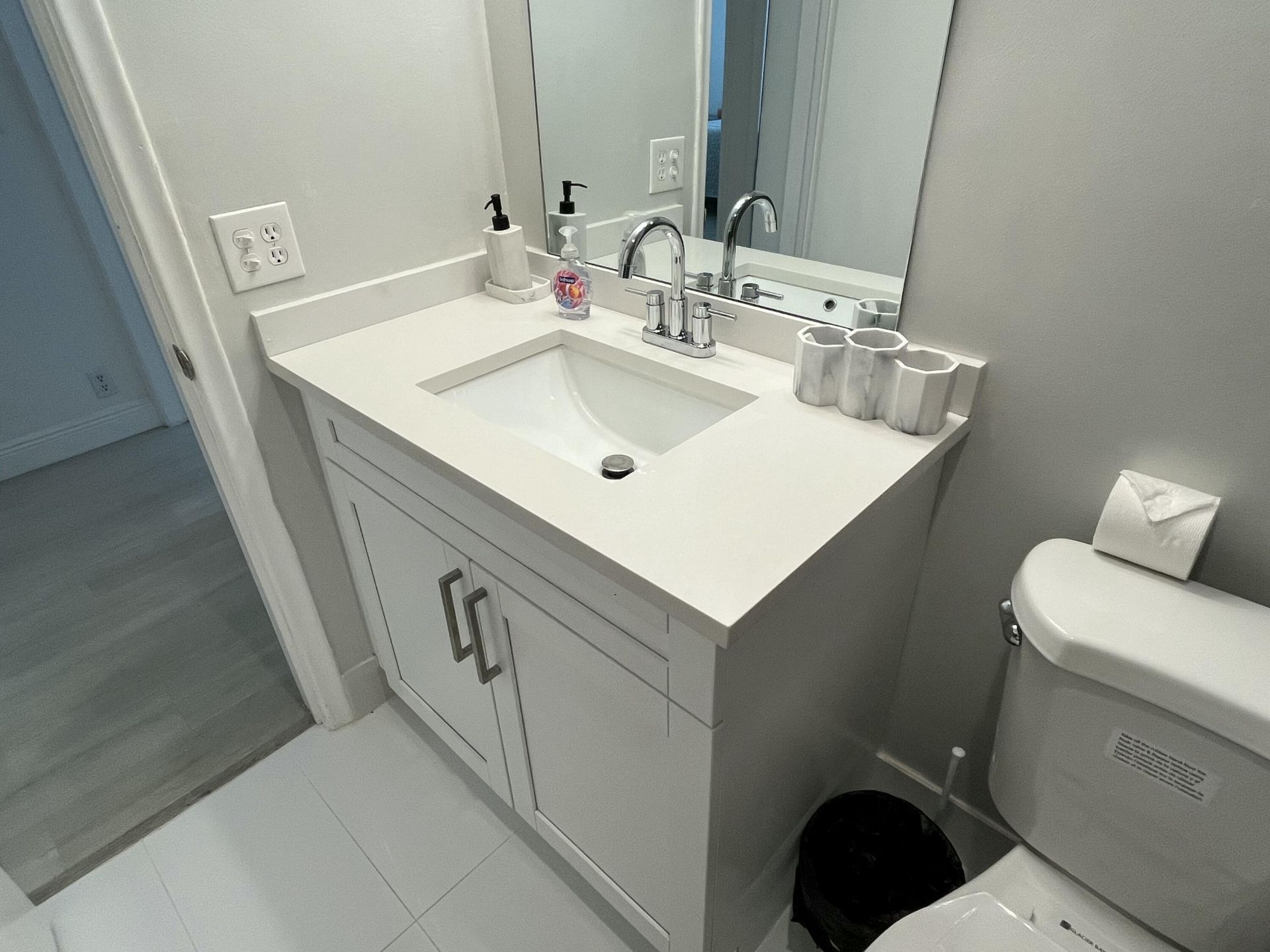 1821 NE 62nd Street, Unit 411, Fort Lauderdale, FL 33308 Photo