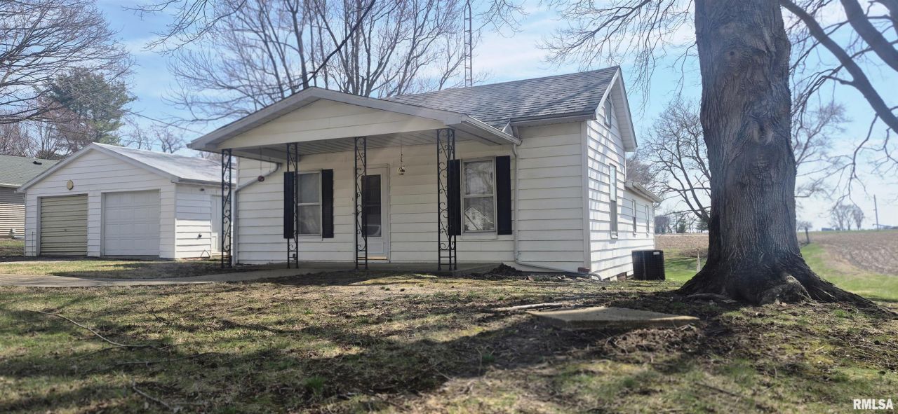 307 W Main Street, Tallula, IL 62688 Main Photo