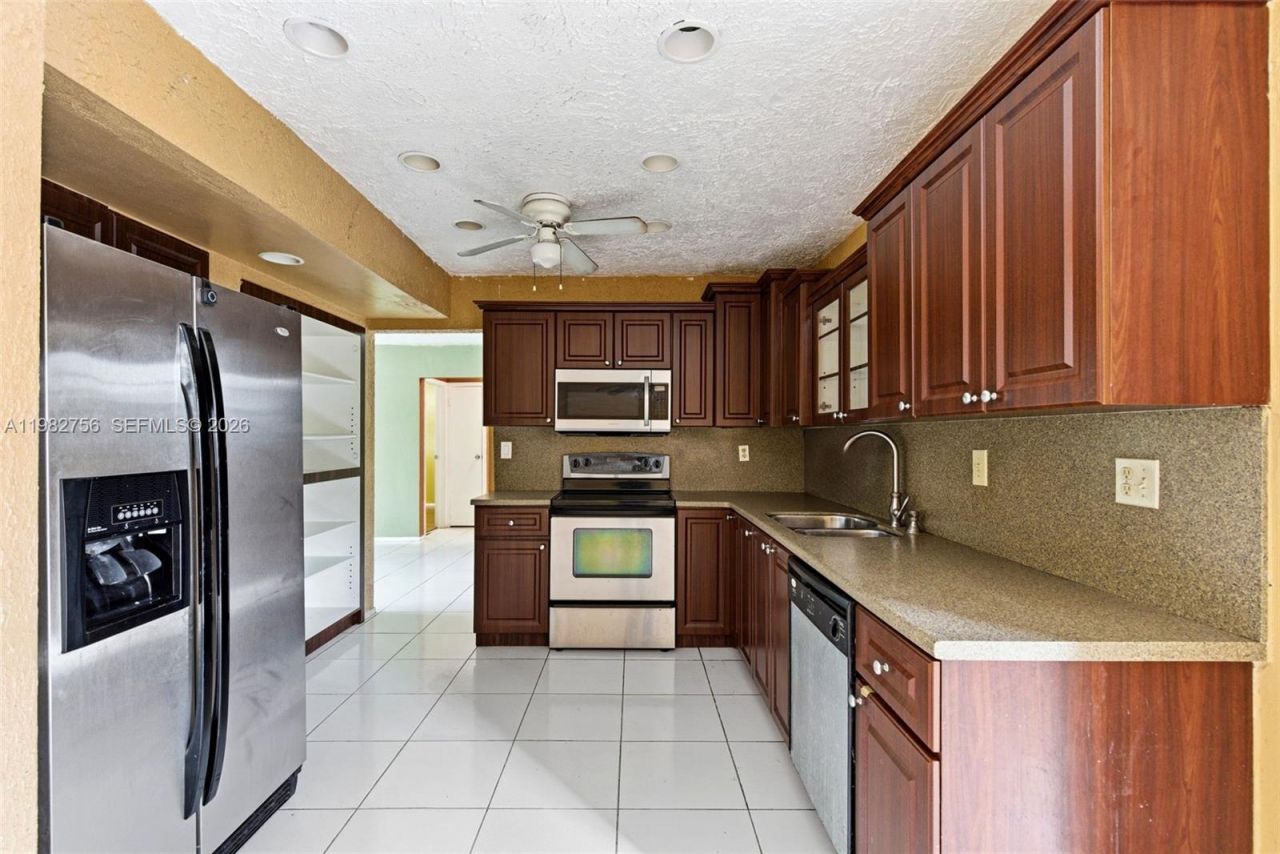 6600 NW 26th St, Sunrise, FL 33313 Photo