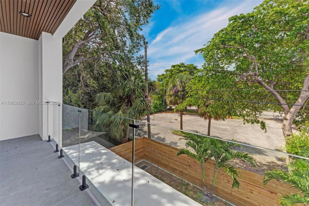 630 NE 82nd Ter , Miami, FL 33138 Photo