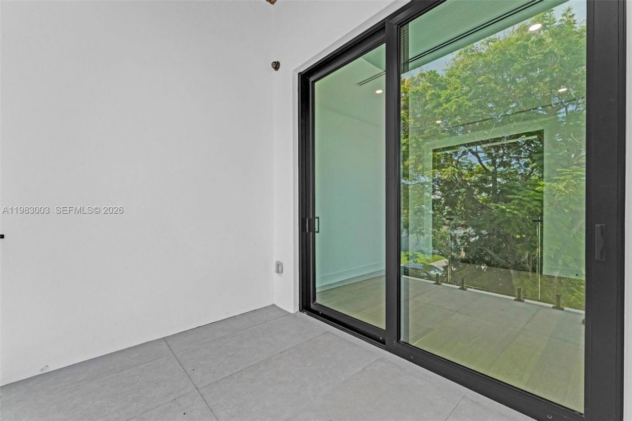 630 NE 82nd Ter , Miami, FL 33138 Photo