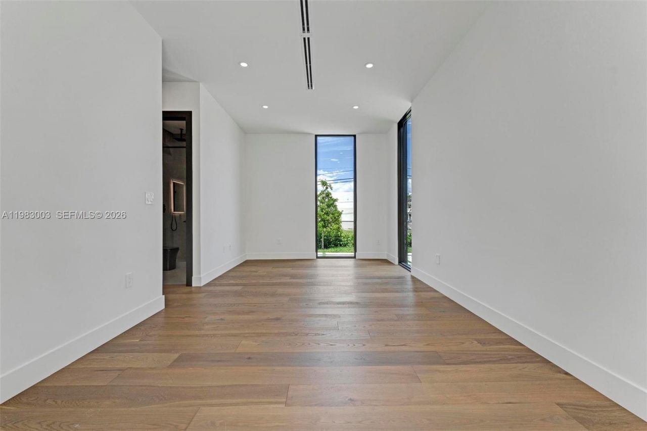 630 NE 82nd Ter , Miami, FL 33138 Photo