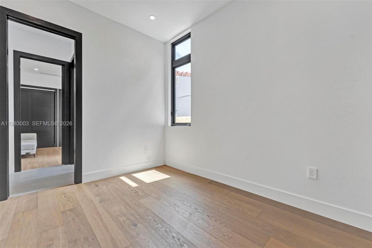 630 NE 82nd Ter , Miami, FL 33138 Photo