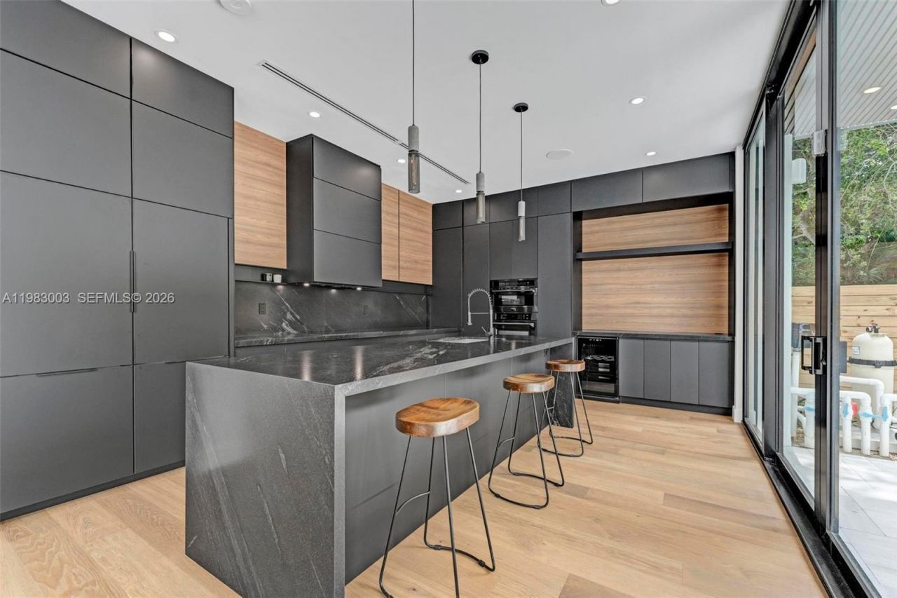 630 NE 82nd Ter , Miami, FL 33138 Photo