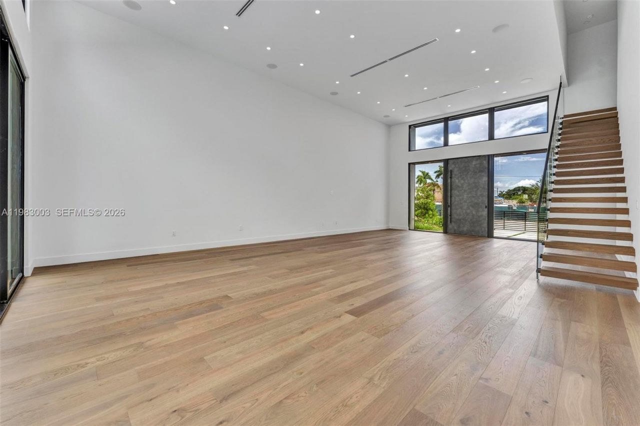 630 NE 82nd Ter , Miami, FL 33138 Photo