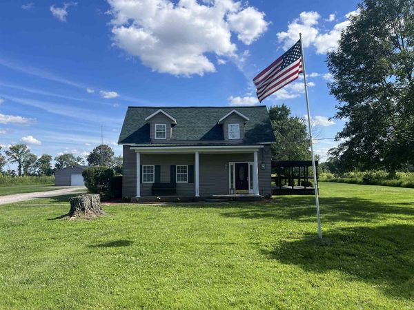 10623 W 300 S, Lyons, IN 47443