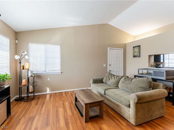 5419 Centurion Court , Unit 203, Las Vegas, NV 89122