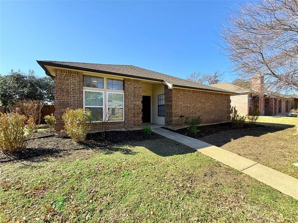 980 Mauve Drive, Lewisville, TX 75067