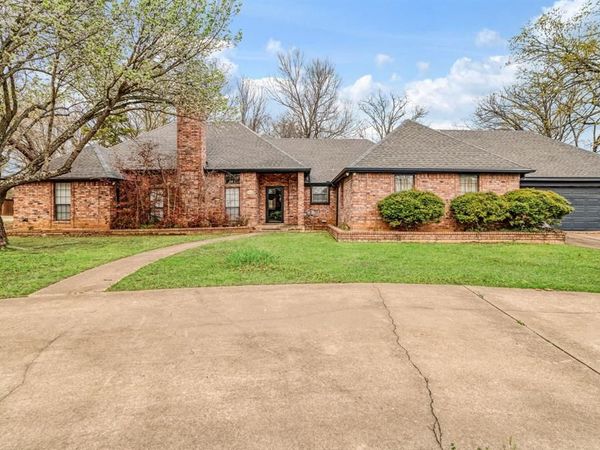 4315 Lakeshore Drive, Reno, TX 75462