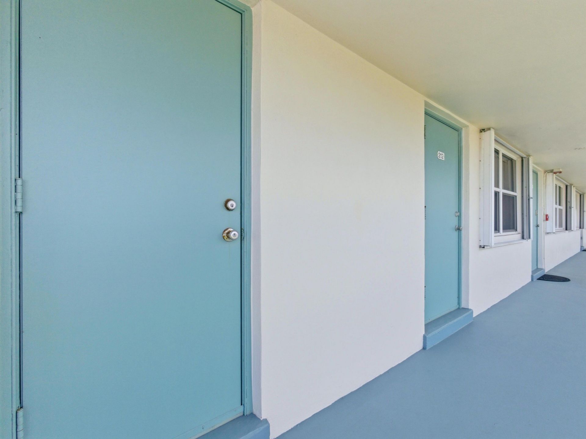 680 W Horizons W, Unit 212, Boynton Beach, FL 33435 Photo