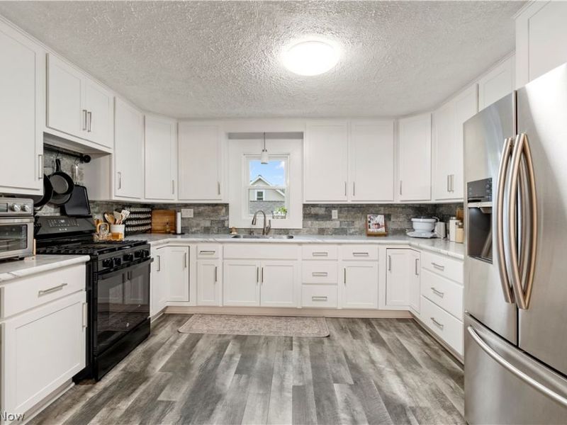 745 McKinley Avenue SW, Brewster, OH 44613 Photo 5