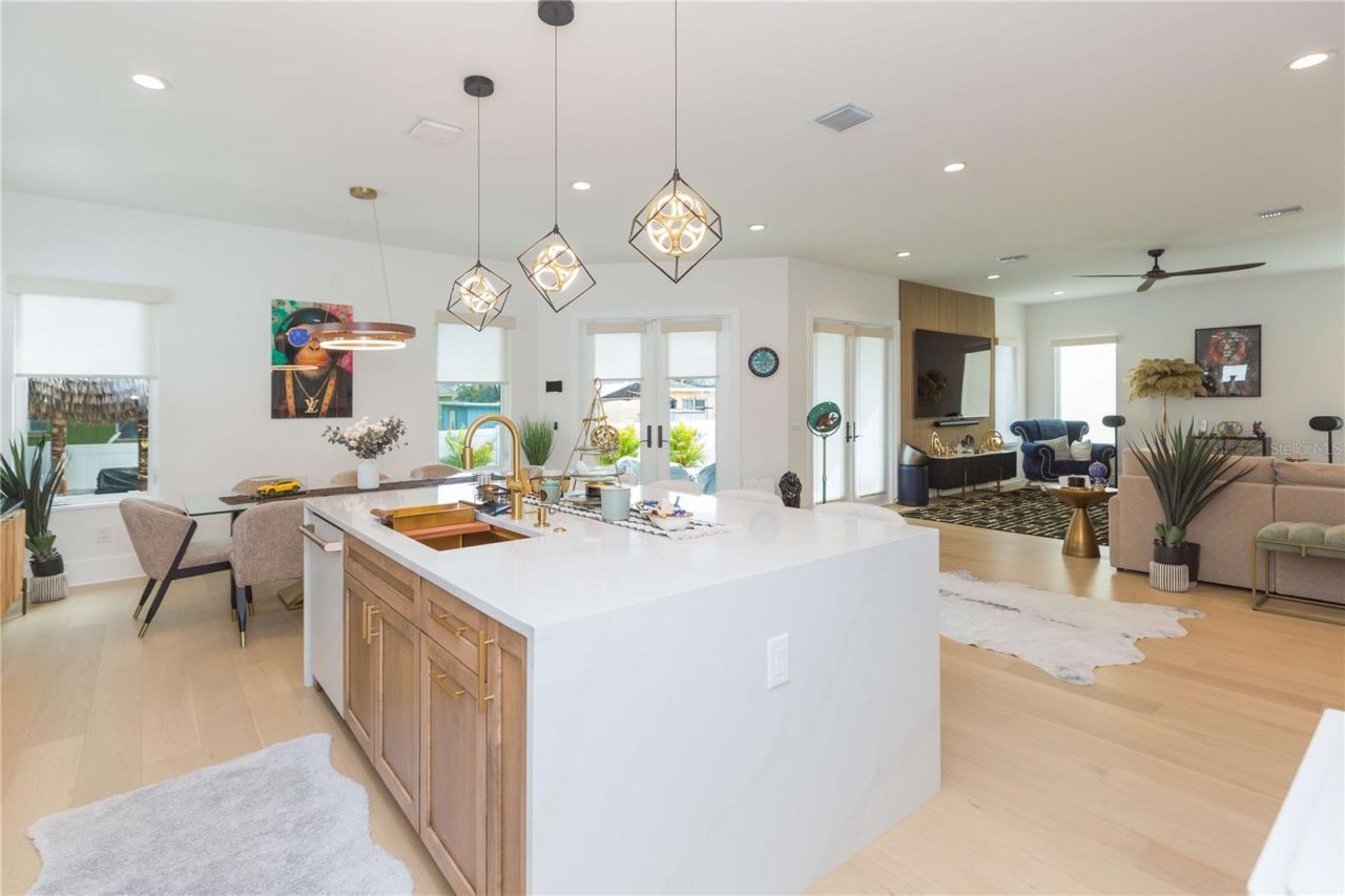 1304 W Arch Street, Tampa, FL 33607 Photo