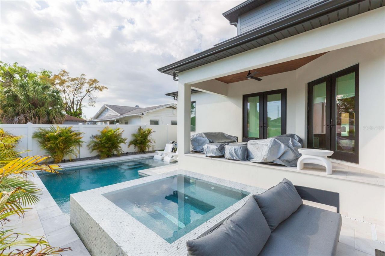 1304 W Arch Street, Tampa, FL 33607 Photo