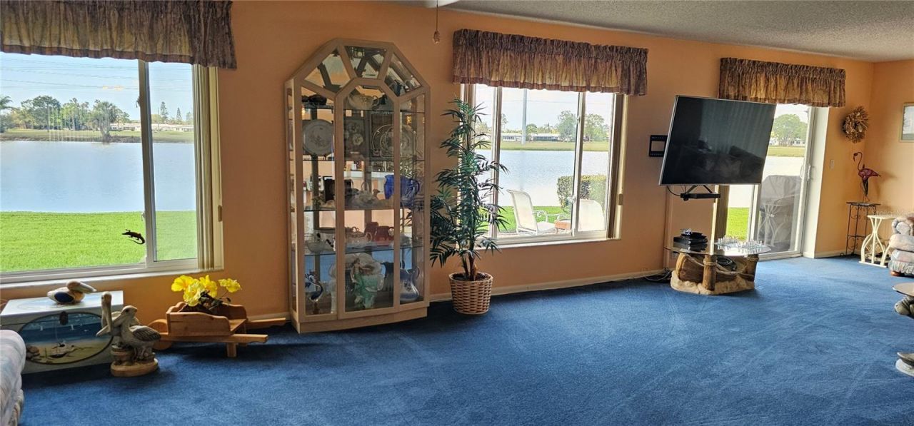 3585 93rd Avenue N, Pinellas Park, FL 33782 Photo