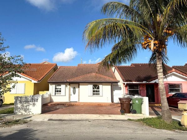 5740 W 21st Ct , Hialeah, FL 33016