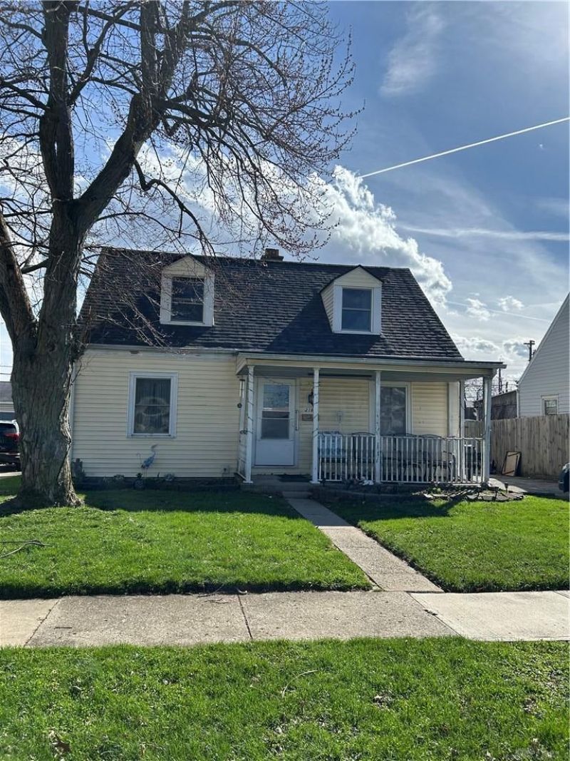 2167 W Bataan Drive, Kettering, OH 45420 Main Photo