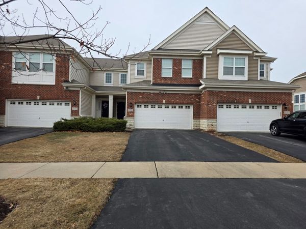 2755 Blakely Lane , Naperville, IL 60540