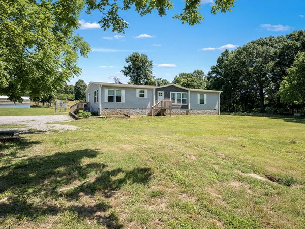 505 Philippi Rd, Wartrace, TN 37183