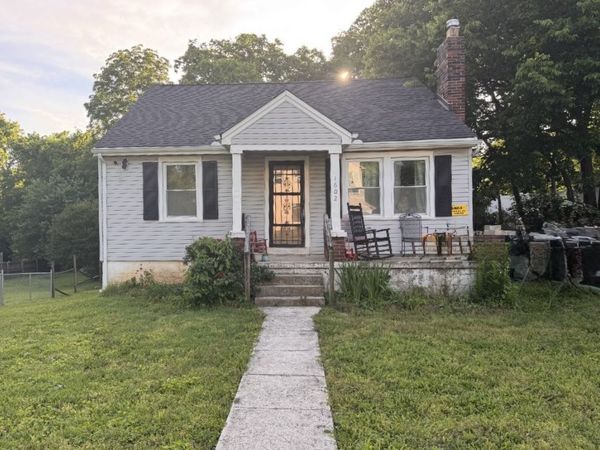 1602 Columbia Ave, Columbia, TN 38401