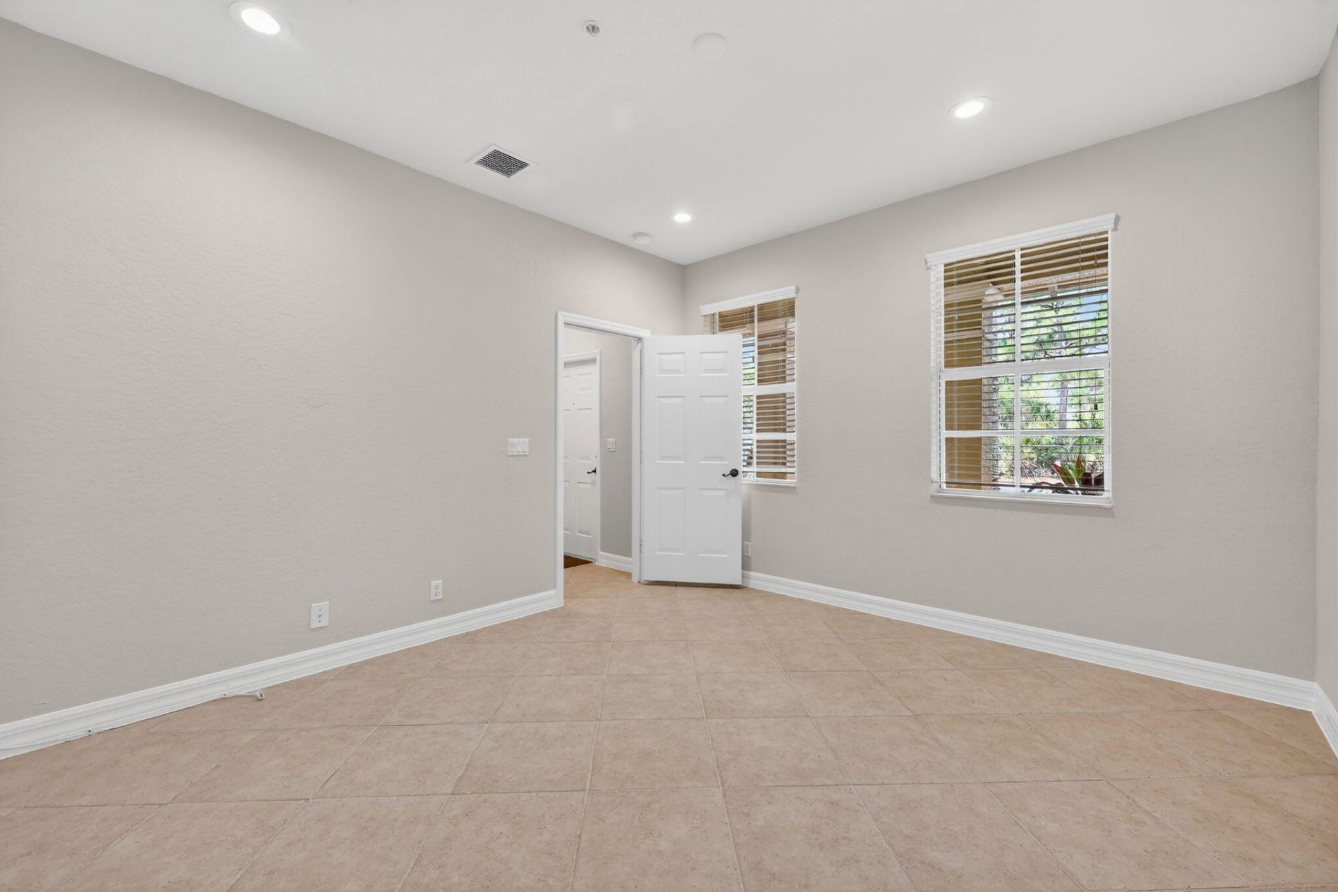 116 Sea Plum Drive, Unit 102, Jupiter, FL 33458 Photo