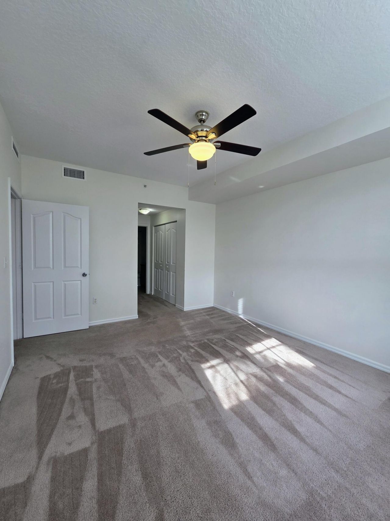 255 NE 3rd Avenue, Unit 2-407, Delray Beach, FL 33444 Photo