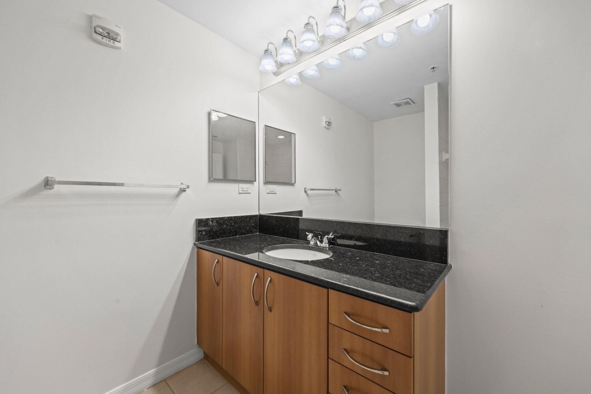 255 NE 3rd Avenue, Unit 2-407, Delray Beach, FL 33444 Photo