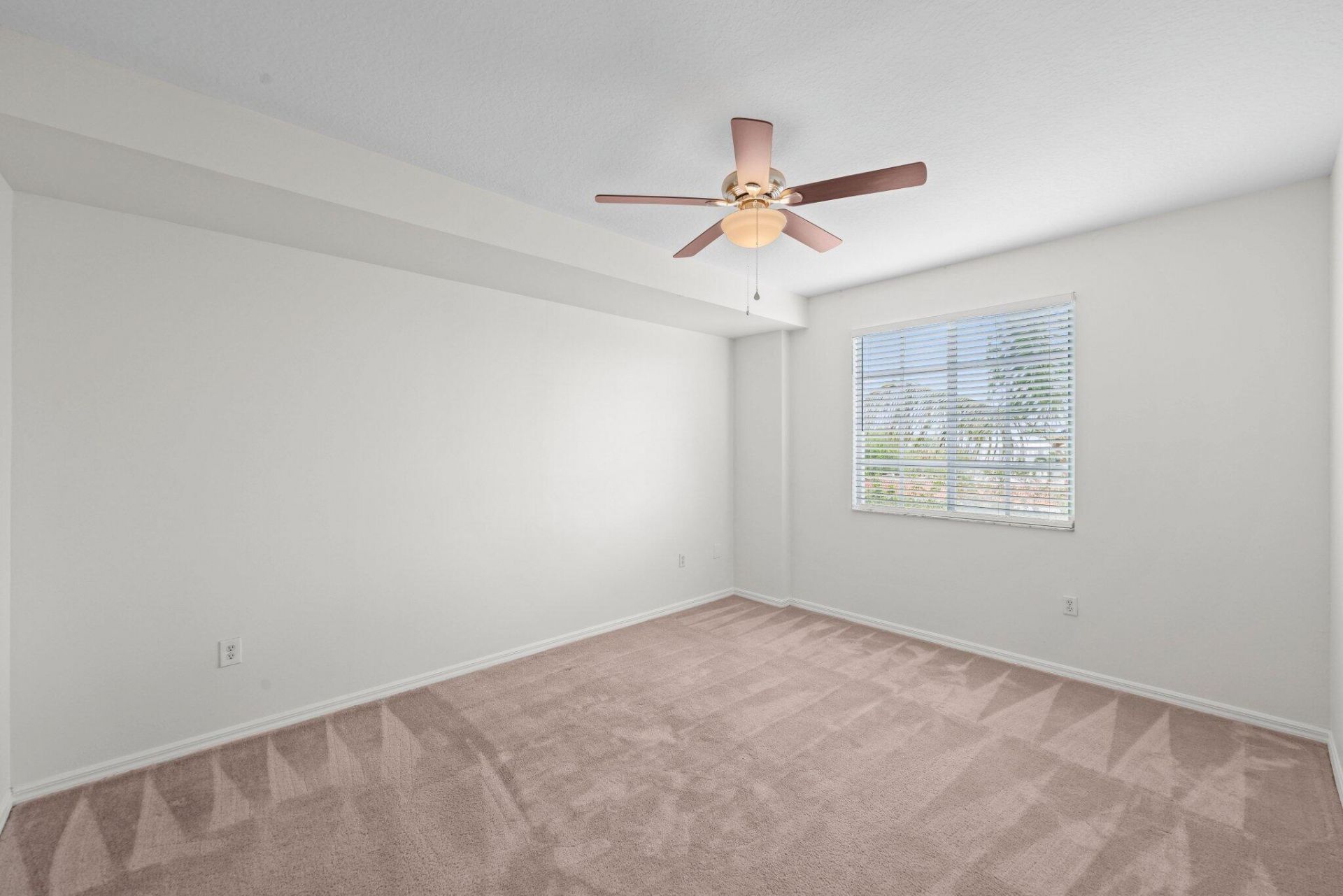 255 NE 3rd Avenue, Unit 2-407, Delray Beach, FL 33444 Photo