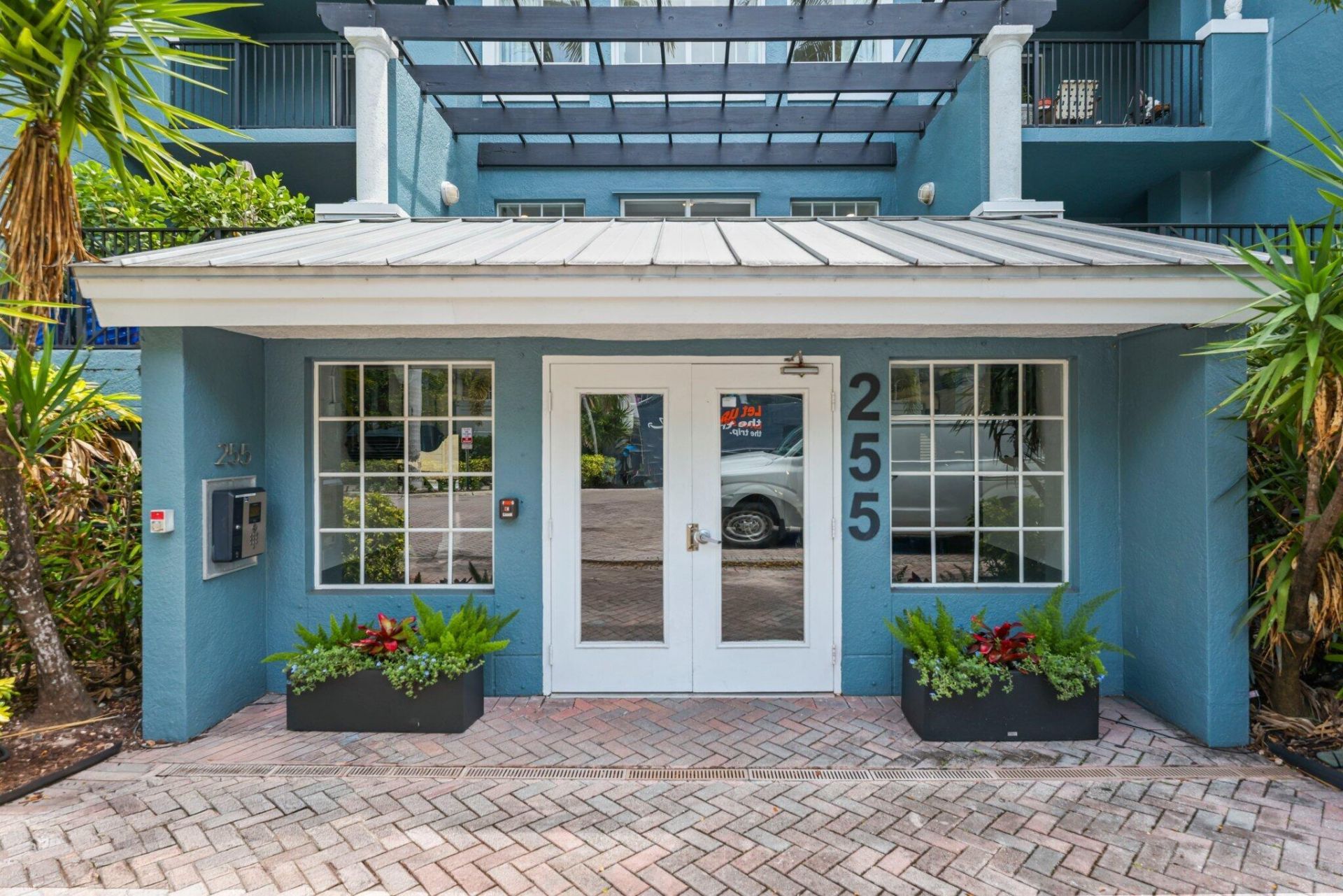 255 NE 3rd Avenue, Unit 2-407, Delray Beach, FL 33444 Photo