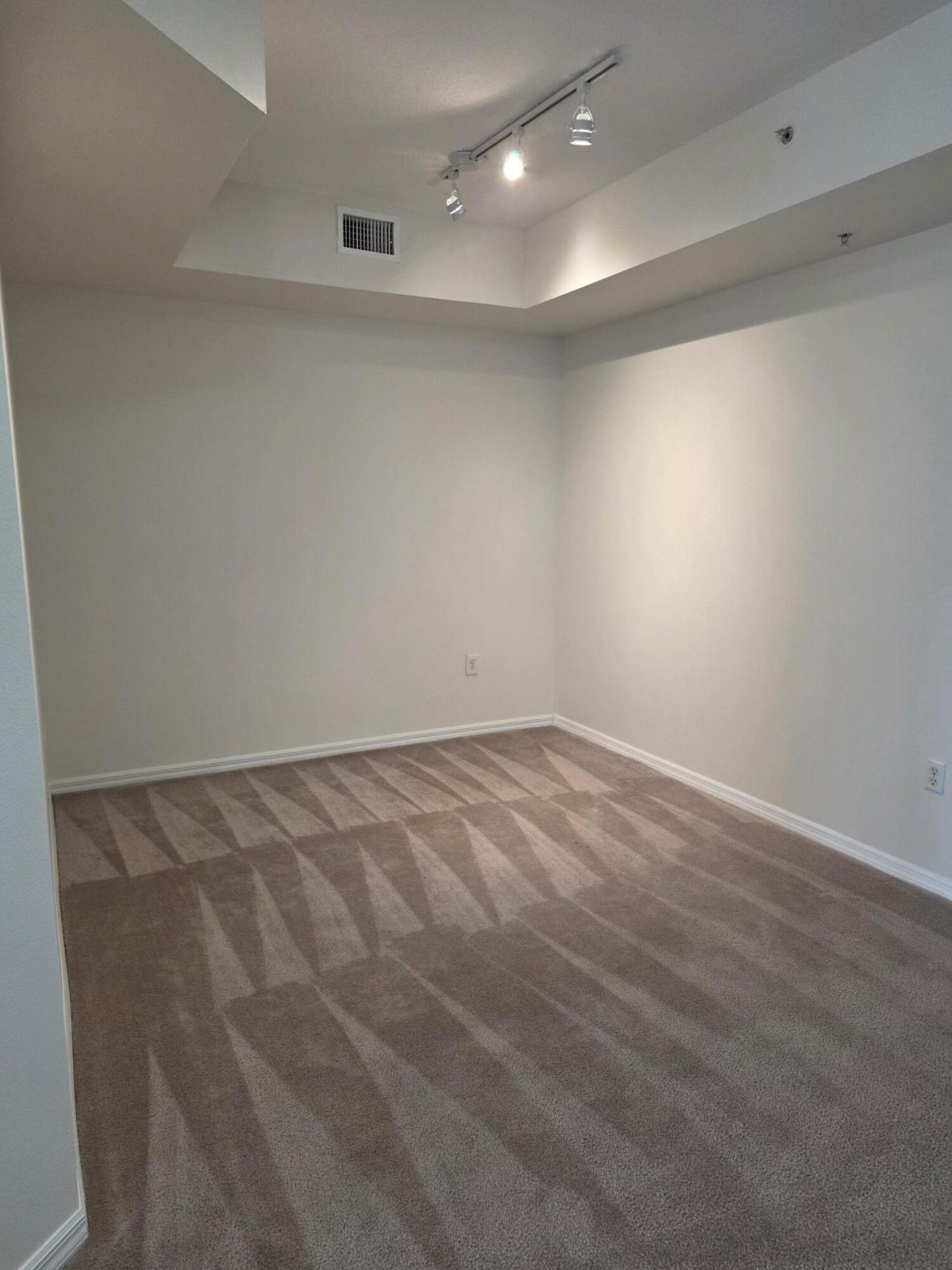 255 NE 3rd Avenue, Unit 2-407, Delray Beach, FL 33444 Photo