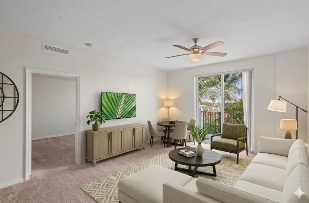 255 NE 3rd Avenue, Unit 2-407, Delray Beach, FL 33444 Photo