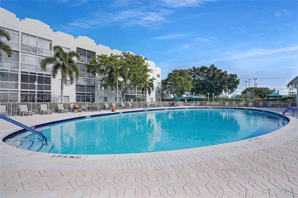 7647 Southampton Ter , Unit 304, Tamarac, FL 33321 Photo