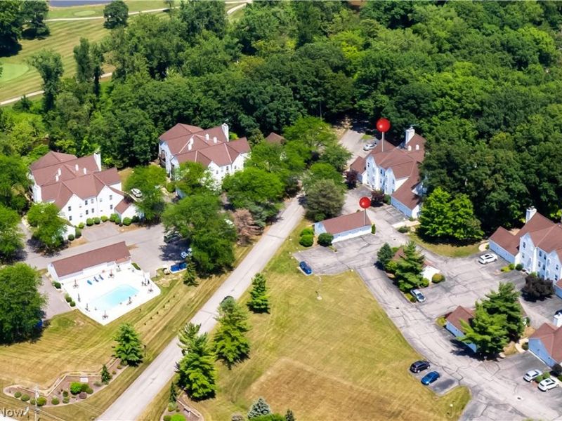 1207 W River Road N, Unit D3, Elyria, OH 44035 Photo 2