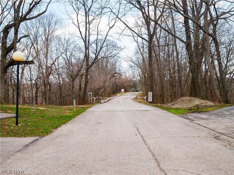 1207 W River Road N, Unit D3, Elyria, OH 44035 Photo 28