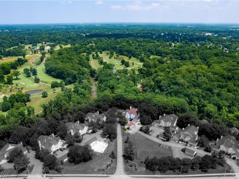 1207 W River Road N, Unit D3, Elyria, OH 44035 Photo 3