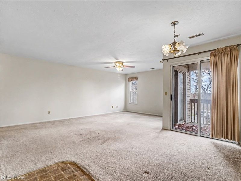 1207 W River Road N, Unit D3, Elyria, OH 44035 Photo 8