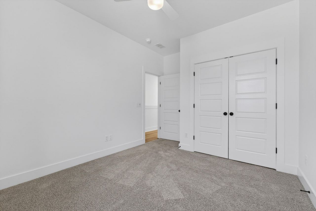 516 Ivy Green Lane Photo 19