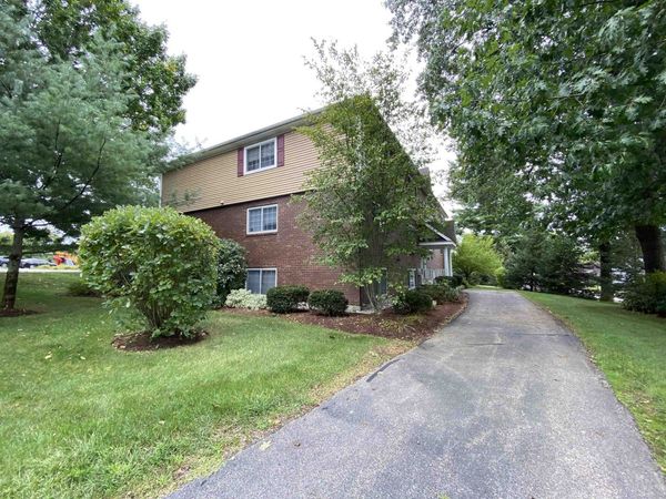 3961 Old Brown Avenue, Unit 72, Manchester, NH 03103