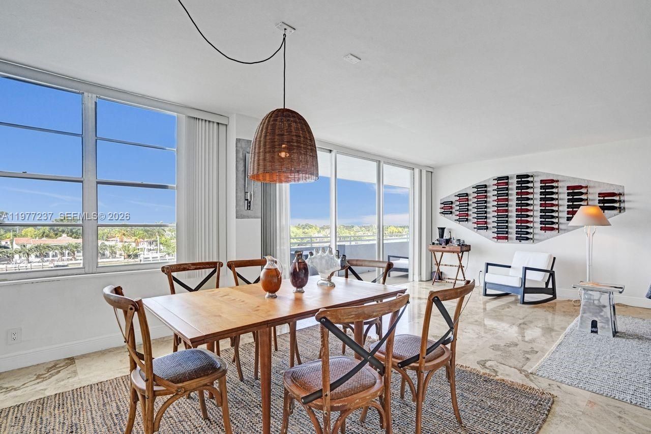 5700 Collins Ave, Unit 5L, Miami Beach, FL 33140 Photo