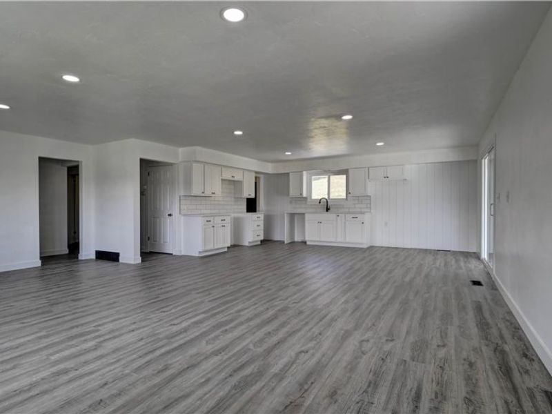 3265 Yorkview Road SW, New Philadelphia, OH 44663 Photo 10