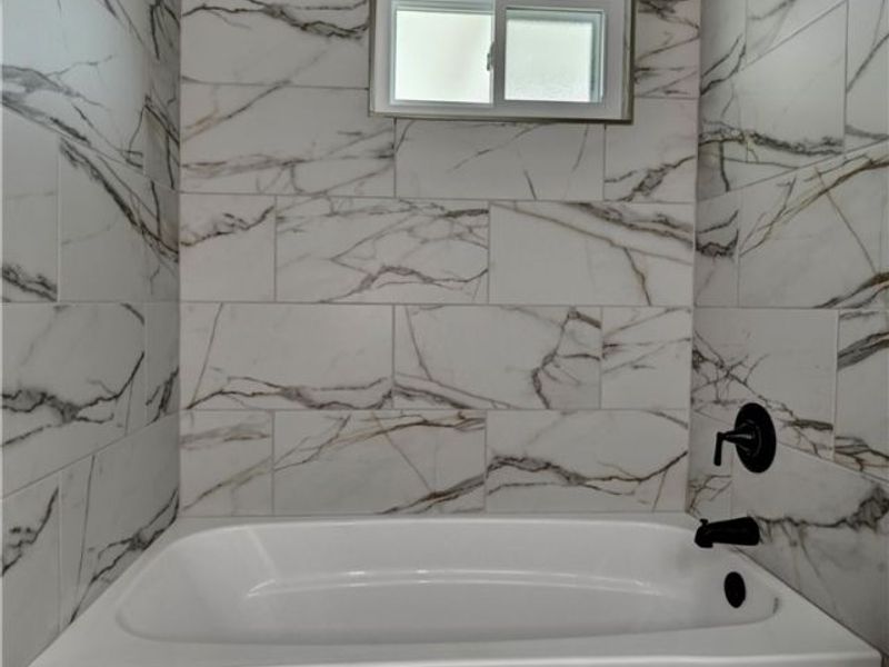 3265 Yorkview Road SW, New Philadelphia, OH 44663 Photo 17