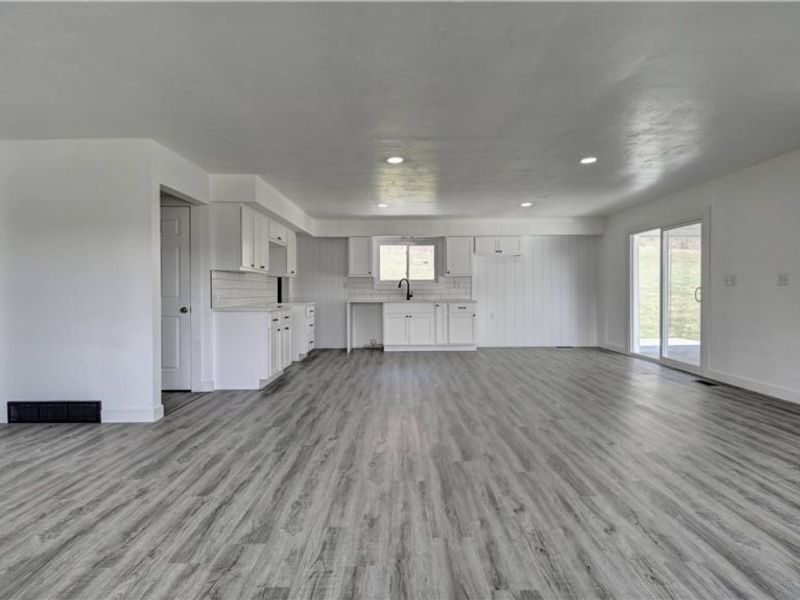 3265 Yorkview Road SW, New Philadelphia, OH 44663 Photo 21