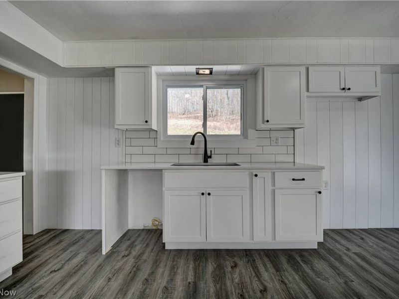 3265 Yorkview Road SW, New Philadelphia, OH 44663 Photo 7