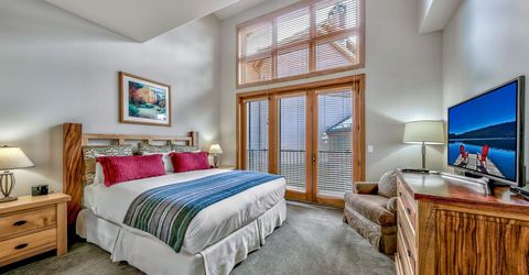 2100 North Village Drive, Truckee, CA 96161 Photo