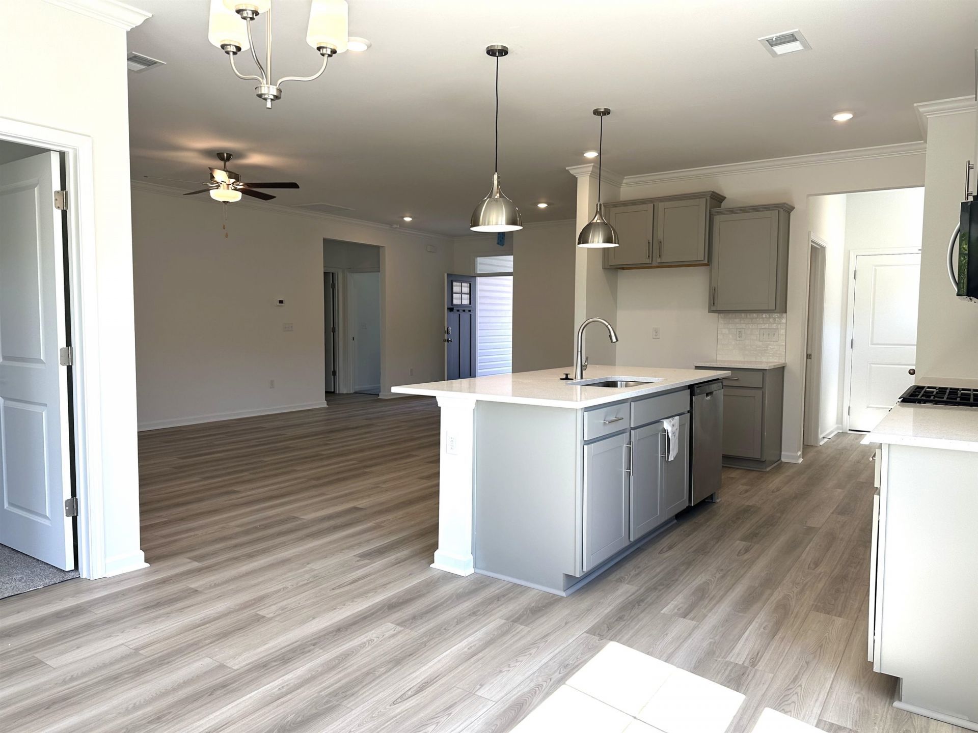 876 Birch Garden Dr. Photo 6