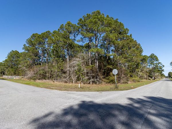 0000 Hilton Drive, Navarre, FL 00000