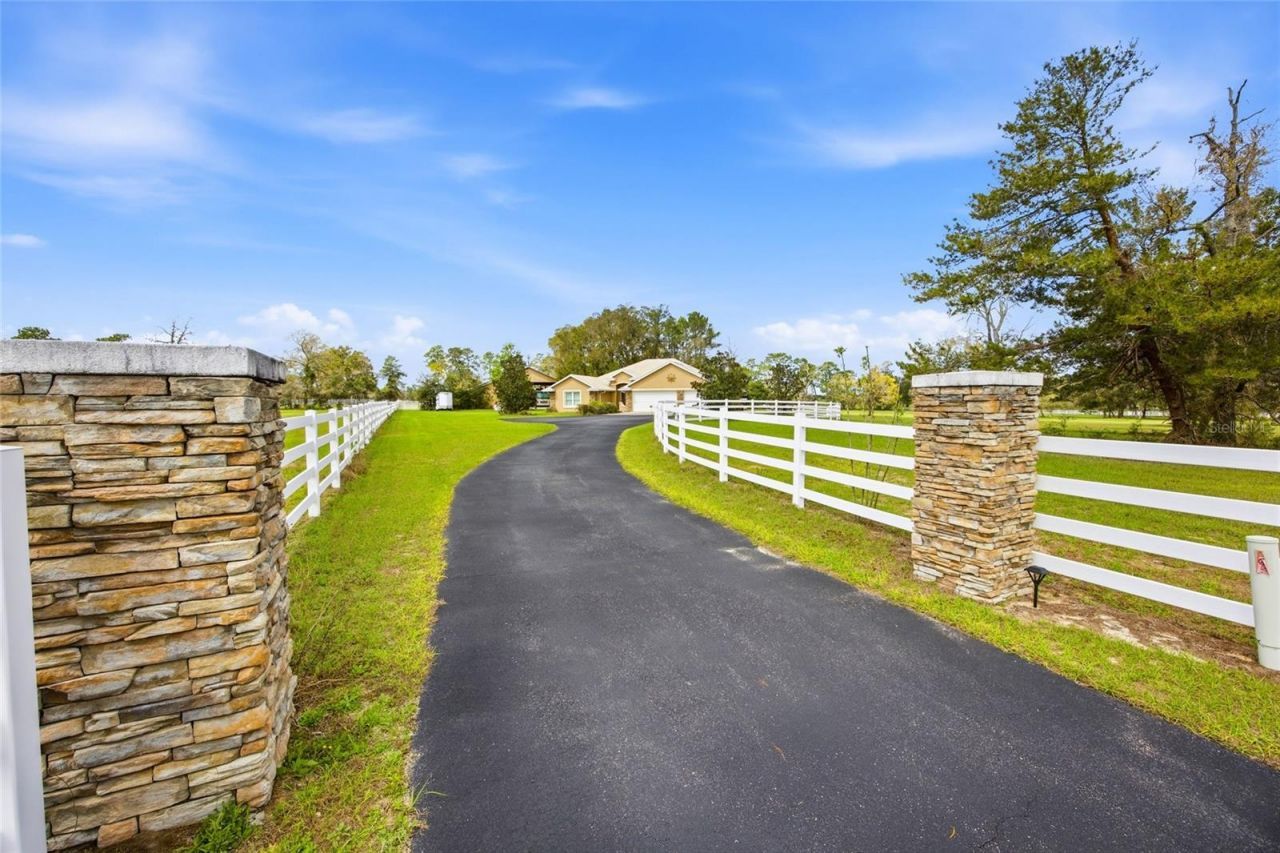 10532 SW 27th Avenue, Ocala, FL 34476 Photo