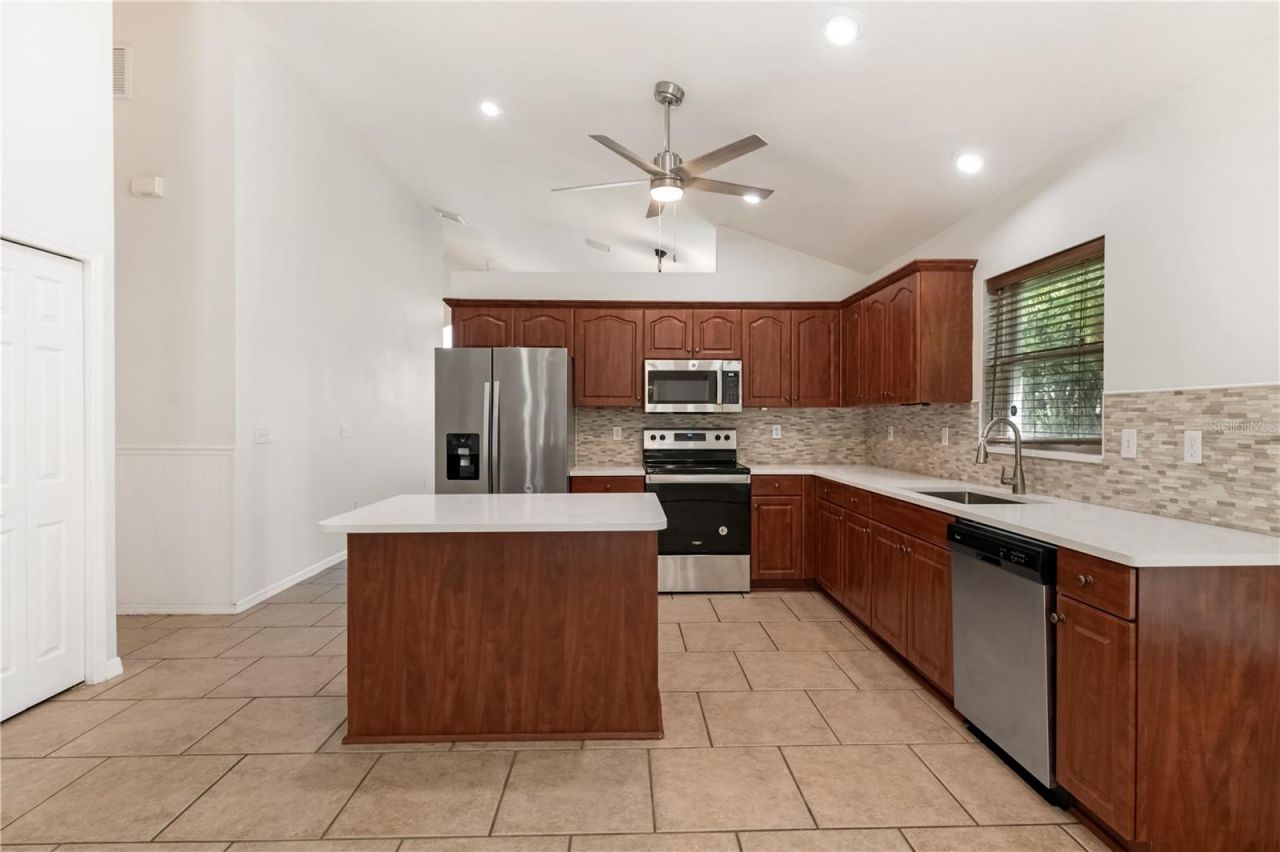 6801 Superior Street Circle, Sarasota, FL 34243 Photo